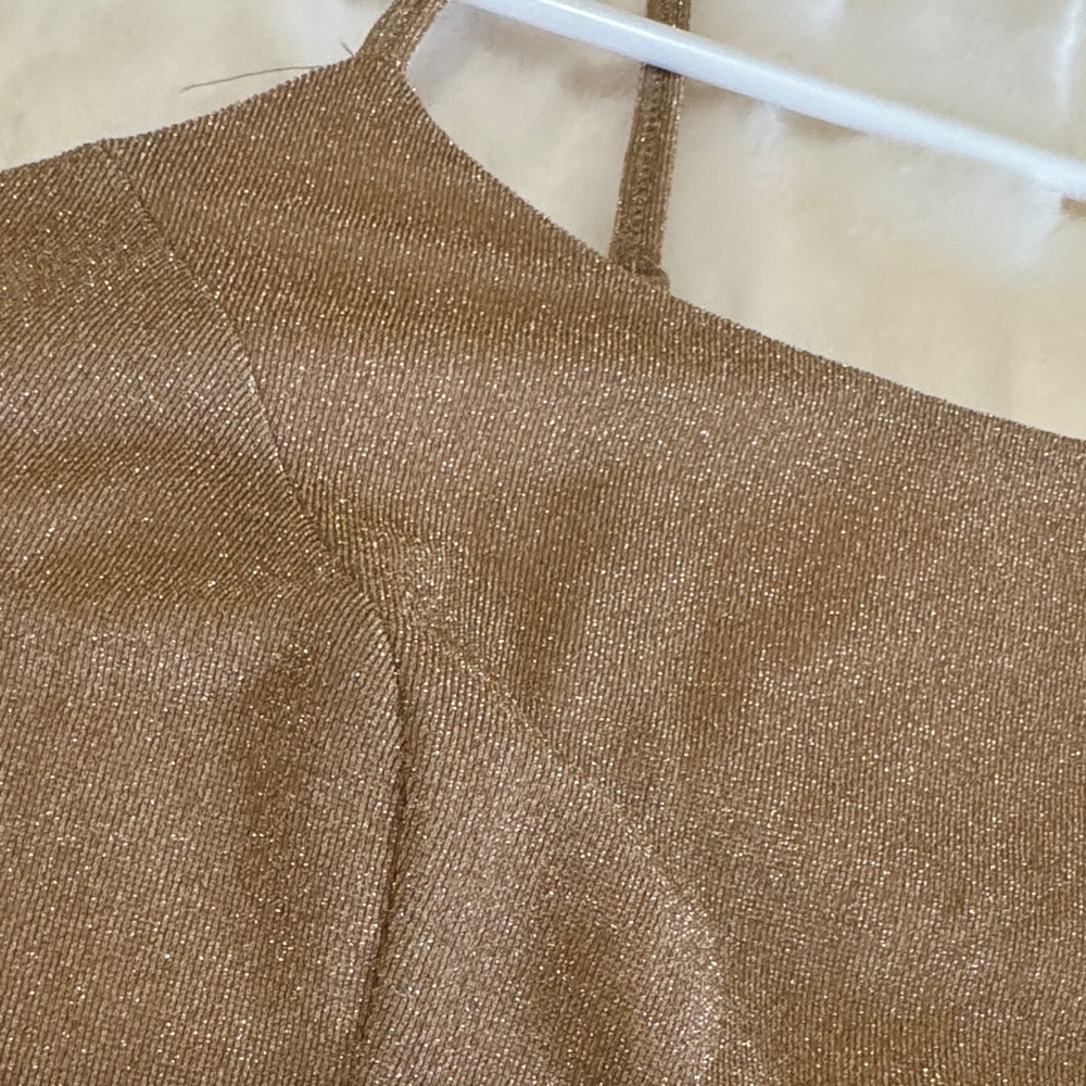 Elegant Gold Women's Dress - Picture 12 of 12
